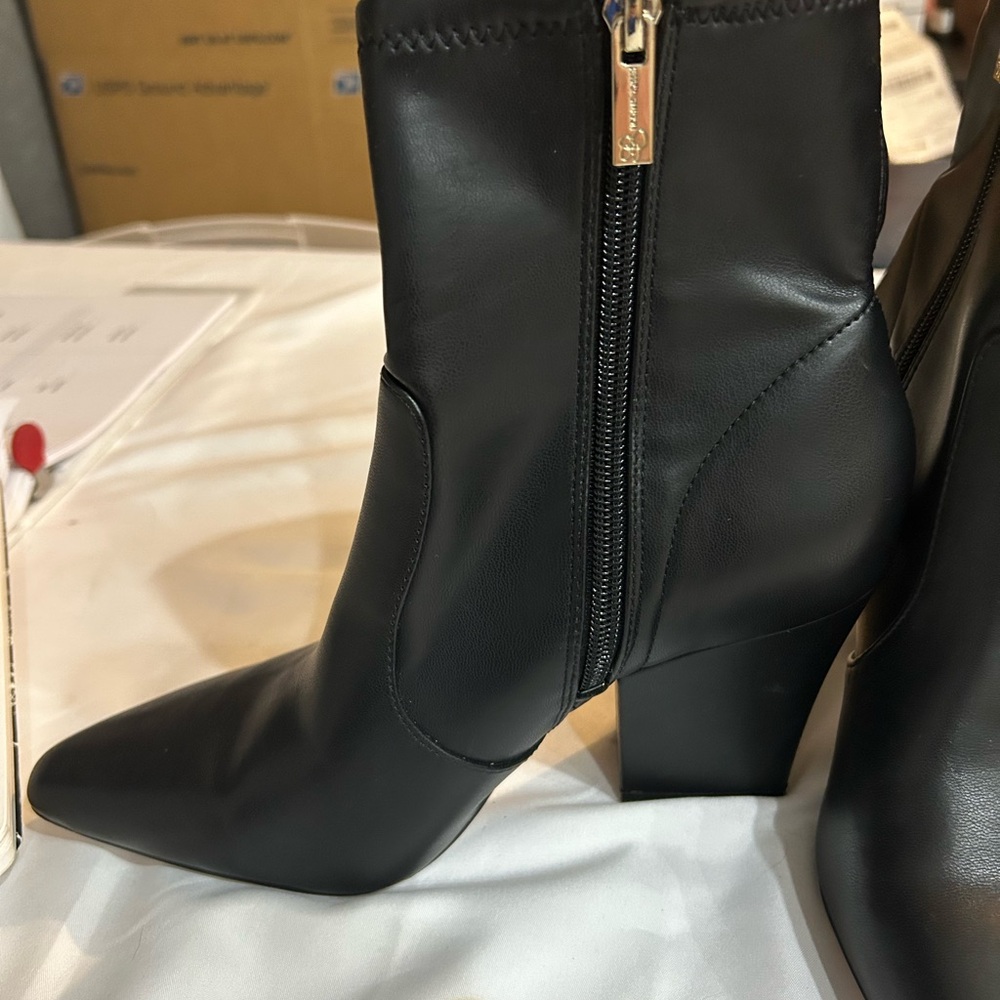 Jessica Simpson Black Ankle Boots Size 7 - Picture 2 of 7